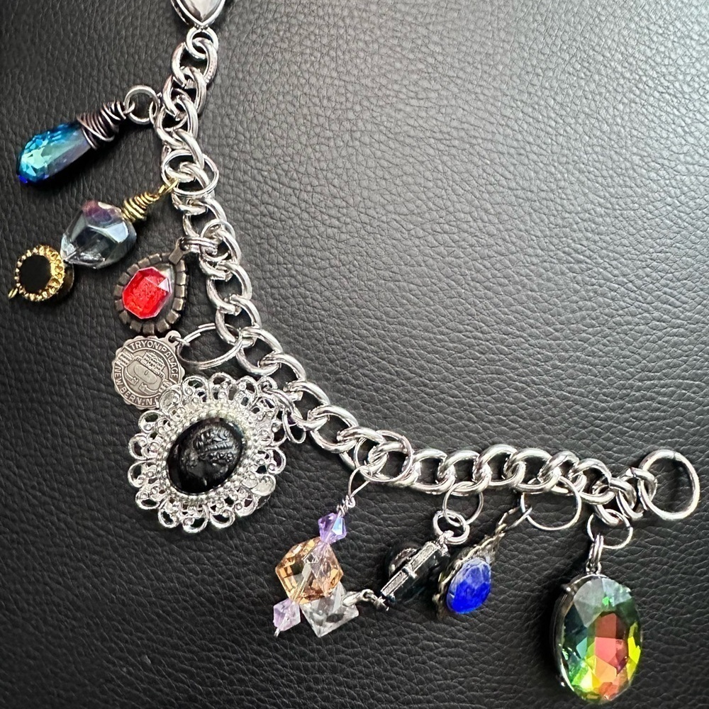 Custom Handmade Charm Bracelet BLACK ONYX CAMEO Repurposed Silvertone Chain 4343